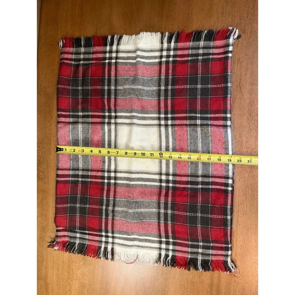Pottery Barn Red Plaid Fringed Pillow Cover 4110743 Tartan Holiday Decor 20x25